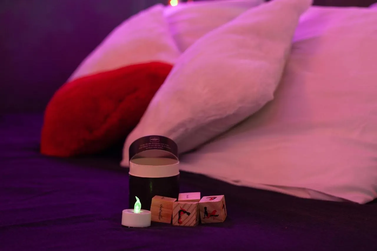 Appartement Love Room Avec Balneo Toulon